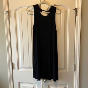 Great black shift dress-small back opening GUC